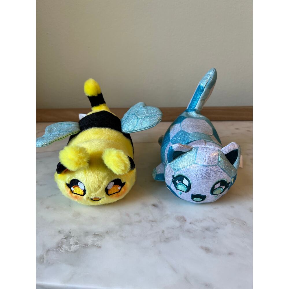 Aphmau MeeMeows Bee Cat and Diamond Mystery Plush Mystery Box, Blind Box